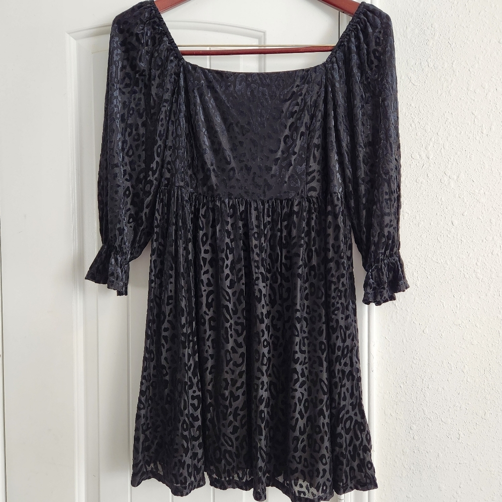 Washco apparel Black Leopard Puff Sleeve Skater Dress Size Medium
